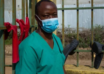 Santé : A la rencontre du Dr Papus, Guéri d’Ebola en 2014