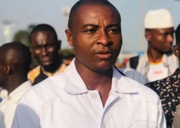 Suspension du Secrétaire général du PDG-RDA : Oyé Béavogui s&rsquo;en prend à Dédé Camara, la responsable de la Communication du Parti