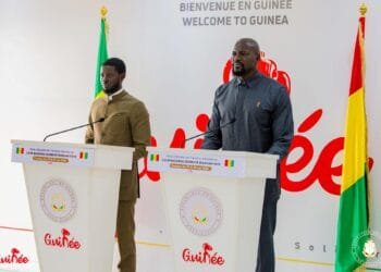 𝗔𝗲́𝗿𝗼𝗽𝗼𝗿𝘁 𝗶𝗻𝘁𝗲𝗿𝗻𝗮𝘁𝗶𝗼𝗻𝗮𝗹 𝗔𝗦𝗧 : 𝗦𝗘𝗠 𝗹𝗲 𝗣𝗿𝗲́𝘀𝗶𝗱𝗲𝗻𝘁 𝗕𝗮𝘀𝘀𝗶𝗿𝗼𝘂 𝗗𝗶𝗼𝗺𝗮𝘆𝗲 𝗗𝗶𝗮𝗸𝗵𝗮𝗿 𝗙𝗮𝘆𝗲 𝗾𝘂𝗶𝘁𝘁𝗲 𝗖𝗼𝗻𝗮𝗸𝗿𝘆 𝘀𝗼𝘂𝘀 𝗱𝗲 𝗯𝗼𝗻𝗻𝗲𝘀 𝗮𝘂𝘀𝗽𝗶𝗰𝗲𝘀 (Présidence)