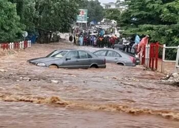 Pluie à Conakry : certains axes routiers bloqués par des eaux