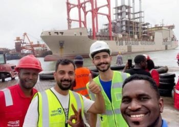 Exclusif/ Crise d’Électricité : la centrale flottante Turque est à Conakry, la desserte débutera le 21 août 2024 (Source)