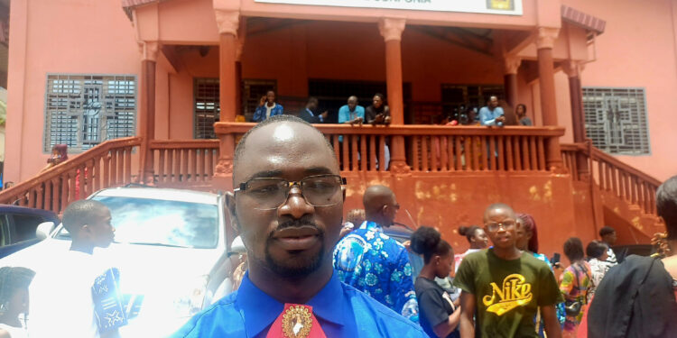 Saa Robert KOUNDOUNO, fidèl de la Paroisse Saint-Charles Lwanga de Sonfonia, jour de l’Assomption/Jeudi, 15 août 2024 - Photo : Saa Joseph KADOUNO - guineepanorama.com