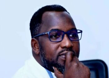 Réflexion sur le Système et Notre Rôle Individuel : Un Appel au Changement (Tribune)