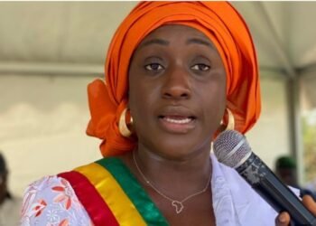 Caméras de surveillance dans les rues de Conakry : à Sonfonia, Madina Dansoko DIALLO appelle la jeunesse à s’impliquer pour la réussite de ce projet sécuritaire