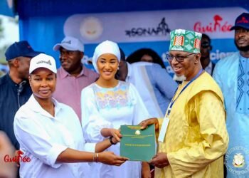 Remise des titres fonciers aux victimes des déguerpissements de Kaporo-rails et cie : « …réparation d’une injustice vieille de 26 ans… »