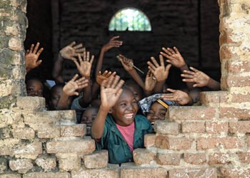 ONG et Associations : la délivrance des agréments suspendue