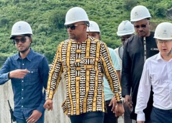 L’ère des réseaux sociaux :   Entre dénigrement et vérité, soutenons les efforts du ministre de l’Hydraulique et de l’Énergie