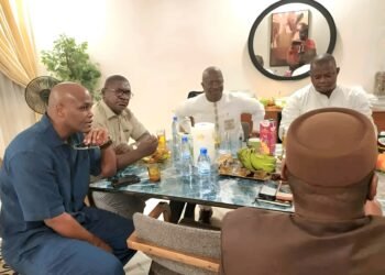 Collectif des anciens ministres guinéens : simple réunion ou manœuvre politique en pleine transition ?