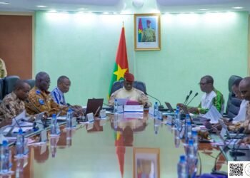 Burkina : le Premier ministre et son gouvernement débarqués