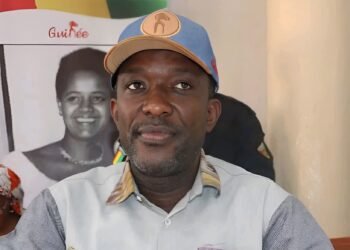 Déchirure des effigies de DOUMBOUYA sur l’axe : la mairie de Ratoma sonne la fin de la récréation 